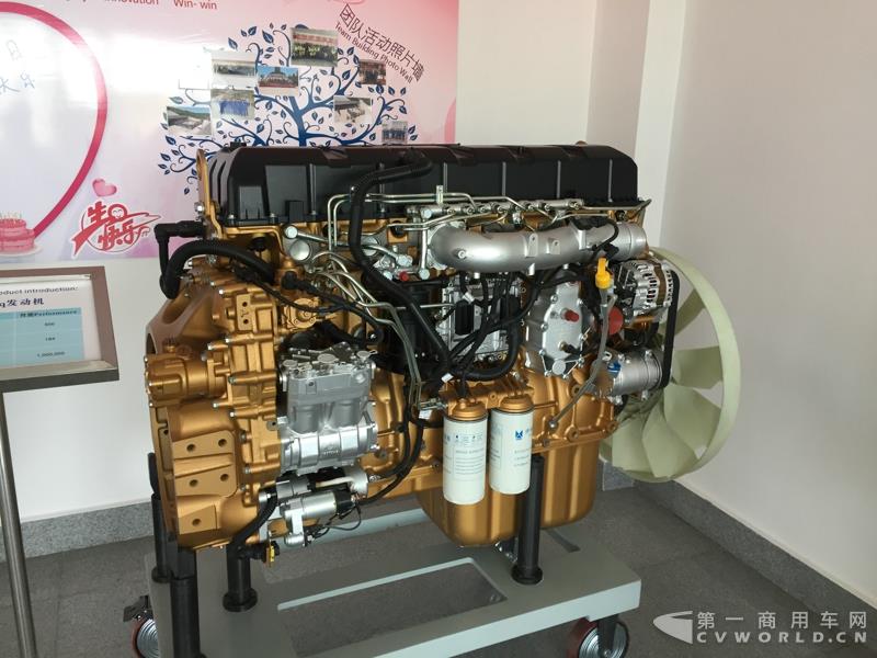 江铃重汽12.7L Ecotorq 发动机