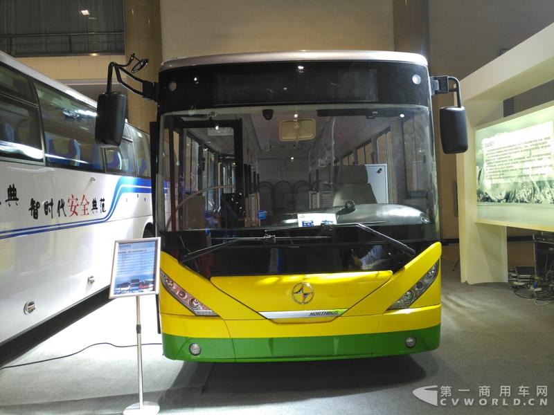 北方BFC6809GBEV纯电动公交车