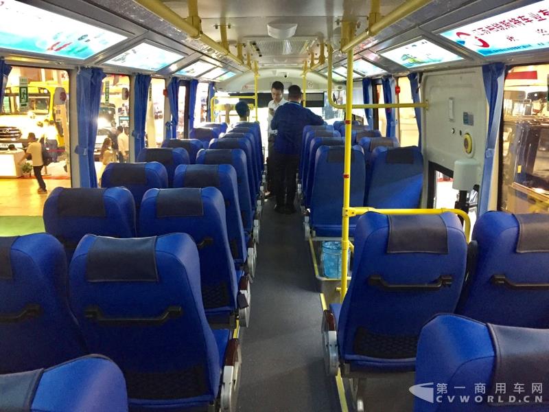 比亚迪C8纯电动客车