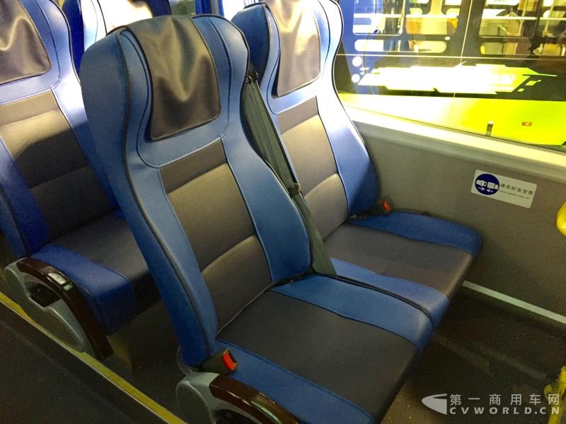 比亚迪C8纯电动客车