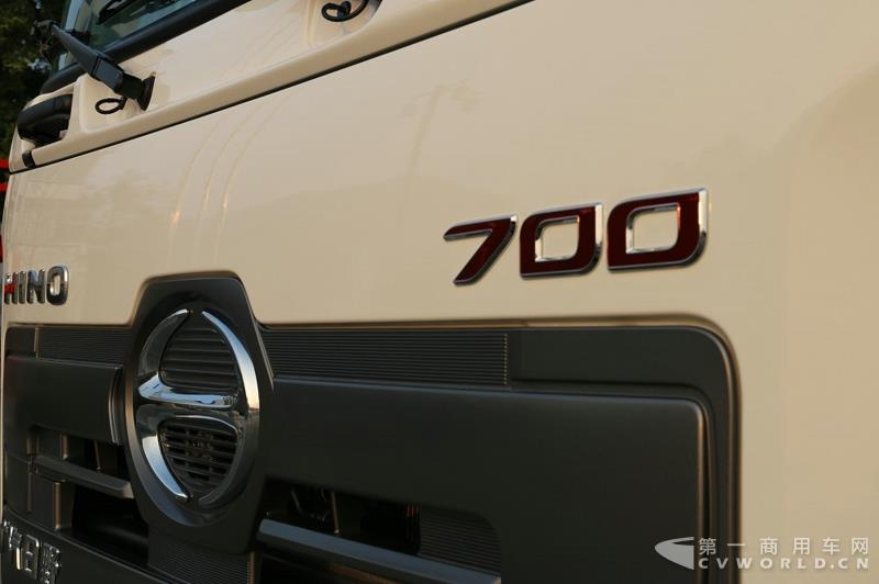 广汽日野700臻值系重卡