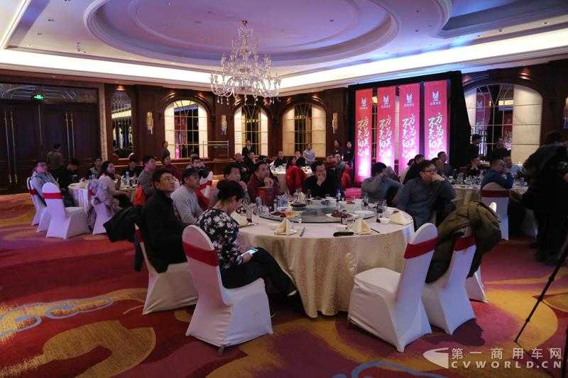 江铃特顺黑河英雄会冰雪挑战激情上演