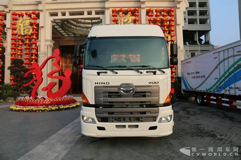 广汽日野700臻值系重卡