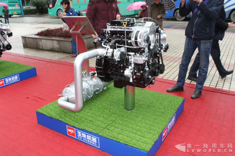 玉柴YCY24系列国六柴油发动机