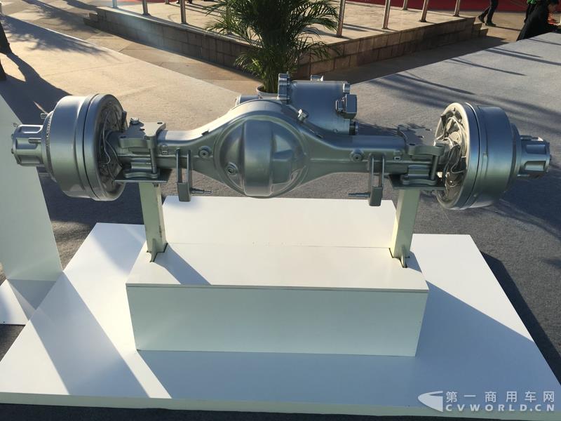 匹配轻卡、客车的中央驱动桥