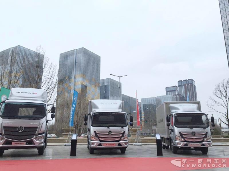 现场欧马可展车