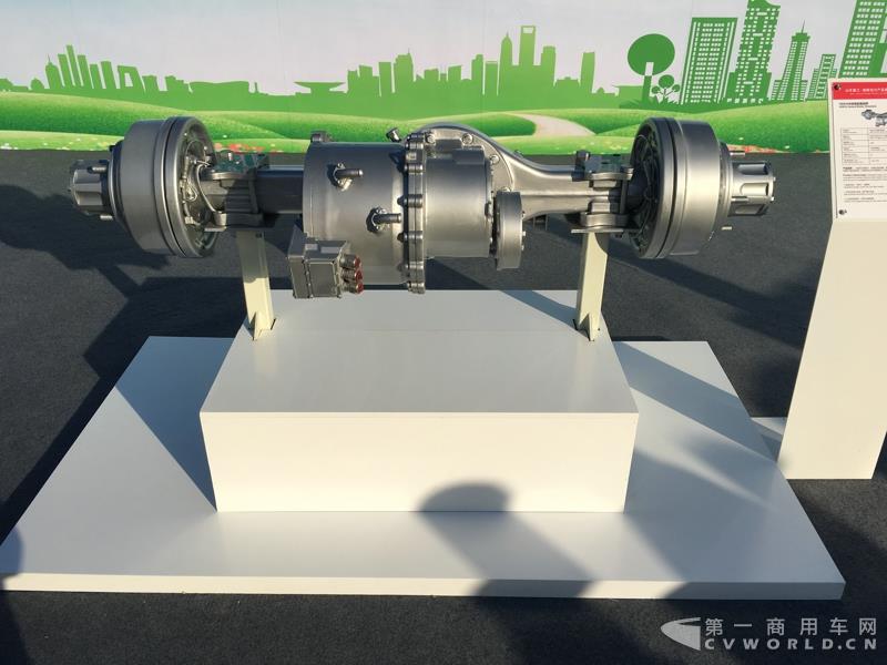 匹配轻卡、客车的中央驱动桥