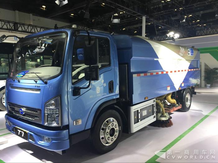 比亚迪T7纯电动扫路车