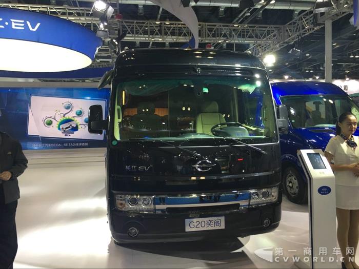 长江奕阁纯电动商务车