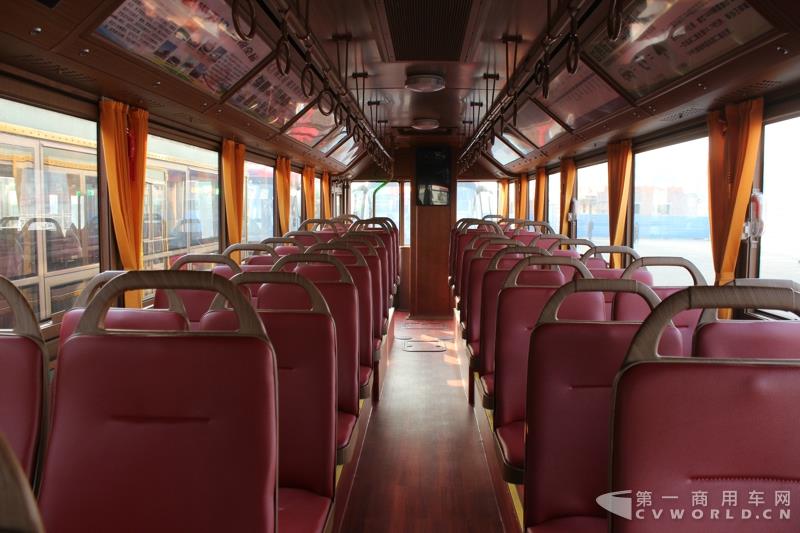 银隆纯电动仿古铛铛车