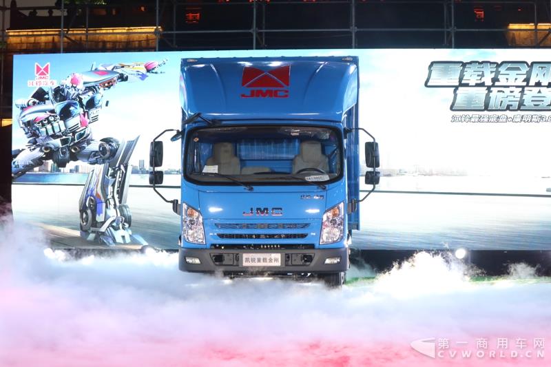 凯锐重载金刚登场