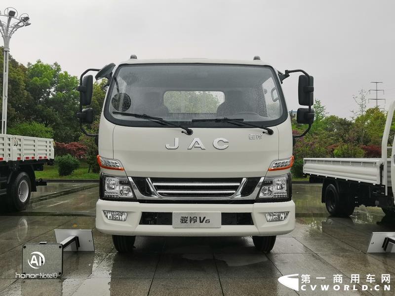 骏铃V6