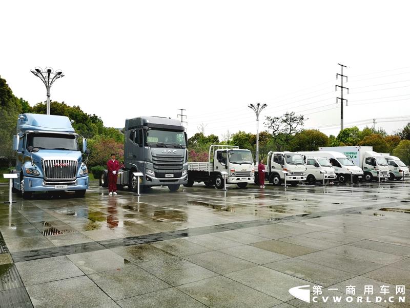 现场展车