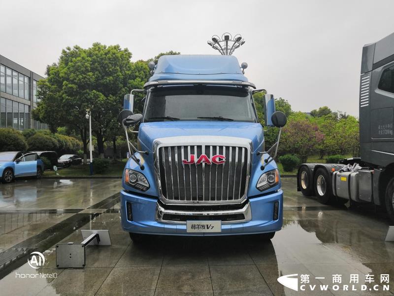 格尔发V7